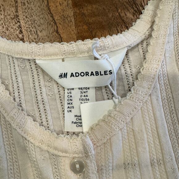 H&M Button Down Tank - Size 3-4T - Picture 2 of 4